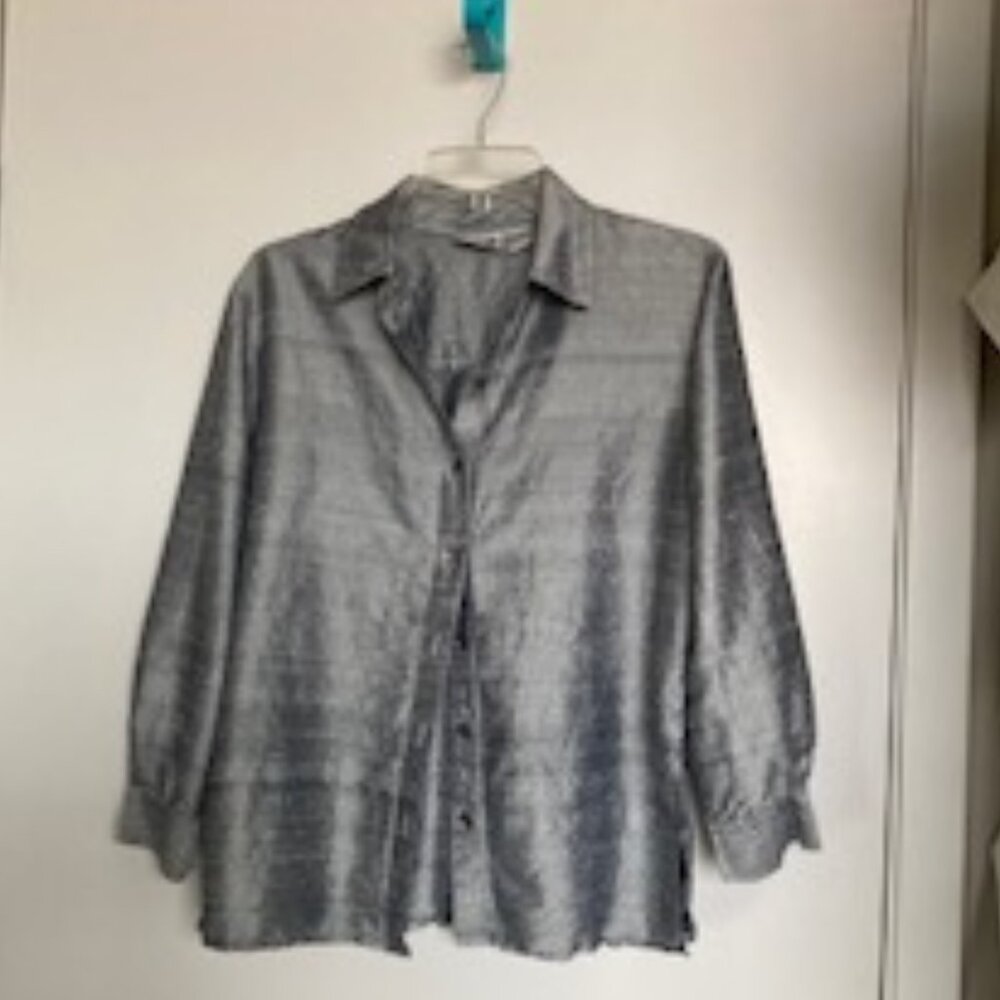 Silver silk shirt with sheen
